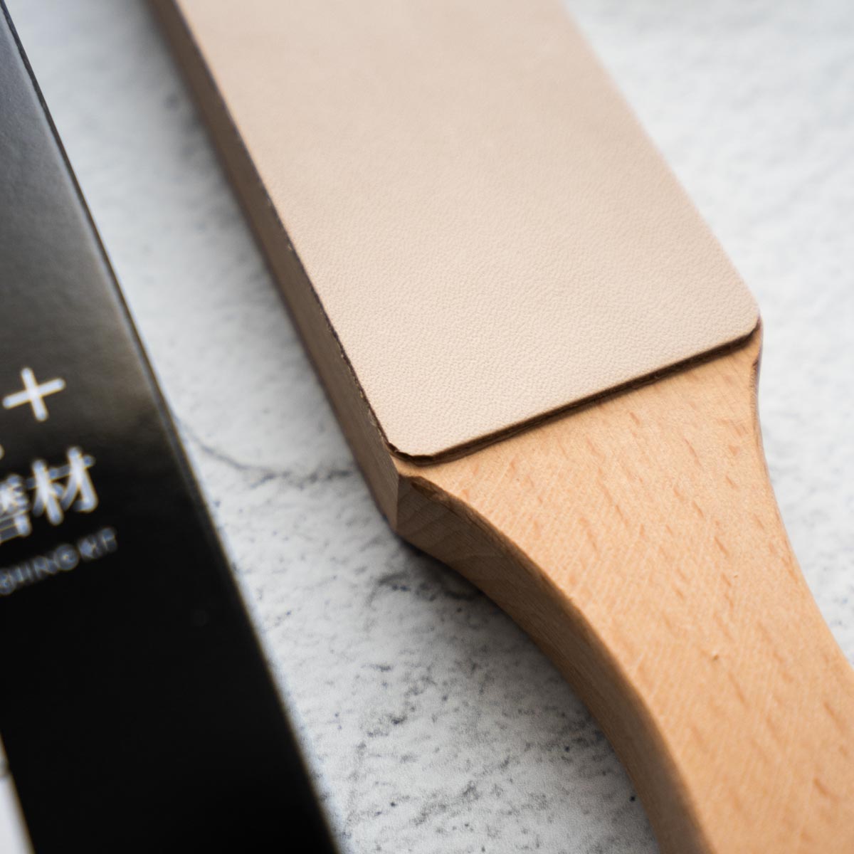 Suehiro Dual Sided Leather Strop (Large)